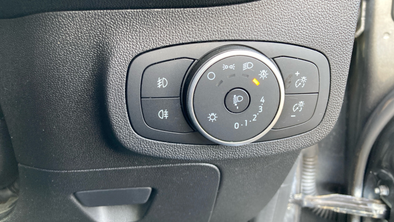 Ford Fiesta 1.1 Zetec 5dr Petrol Hatchback